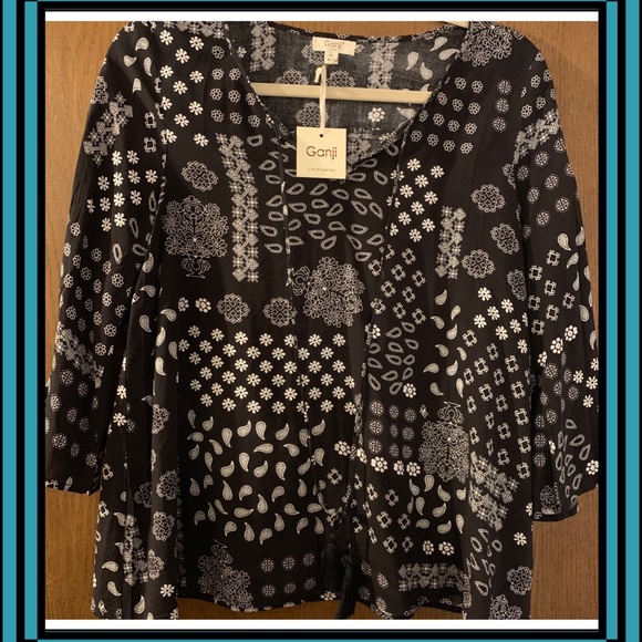 Ganji LA Size:M Really Cute Flowy Top - Picture 2 of 7